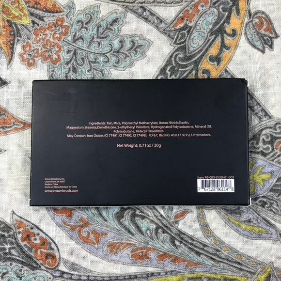 Crown PRO Eyeshadow Palette FUEGO 10 Pan Shades NIB - Picture 3 of 5